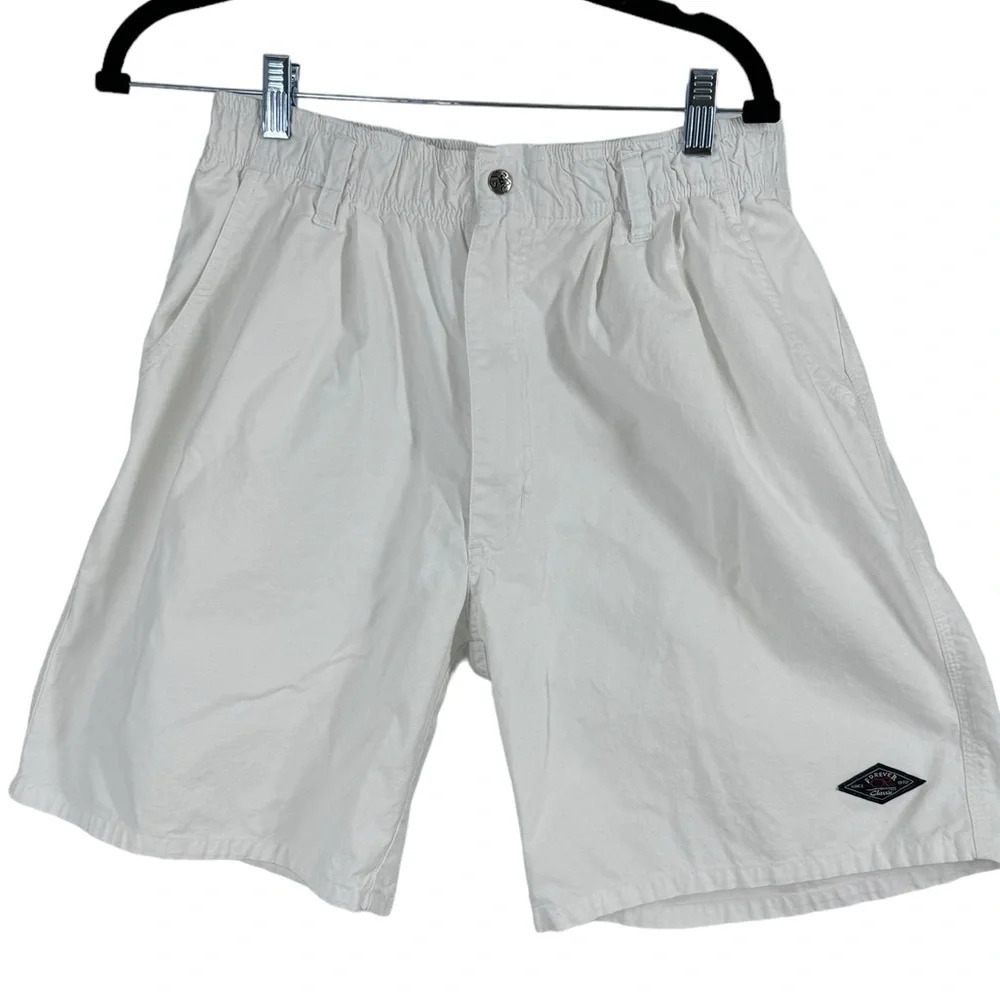 Vintage OP summer shorts with pockets. Size large white